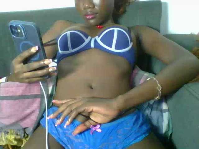 EbonyCandy's BongaCams show and profile