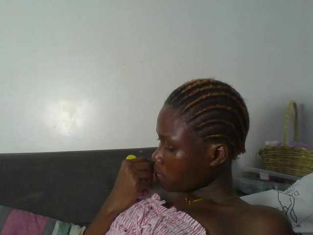 EbonyCandy's BongaCams show and profile