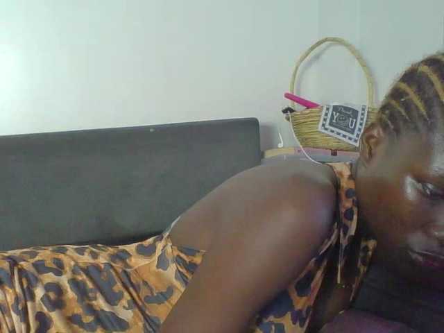 EbonyCandy's BongaCams show and profile