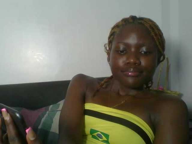 EbonyCandy's BongaCams show and profile