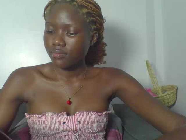 EbonyCandy's BongaCams show and profile