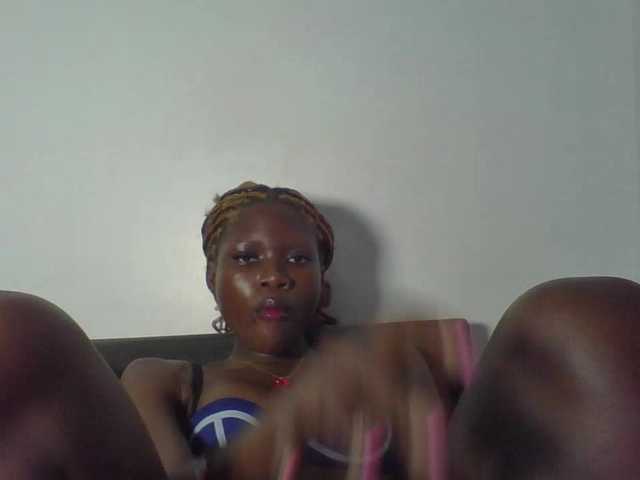 EbonyCandy's BongaCams show and profile