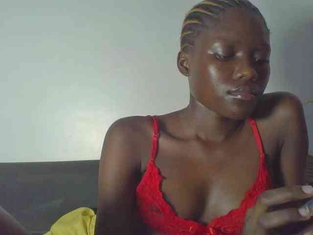 EbonyCandy webcam
