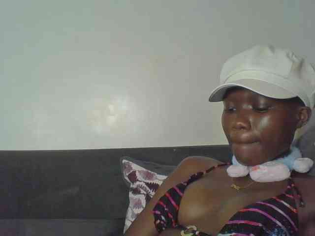 EbonyCandy webcam