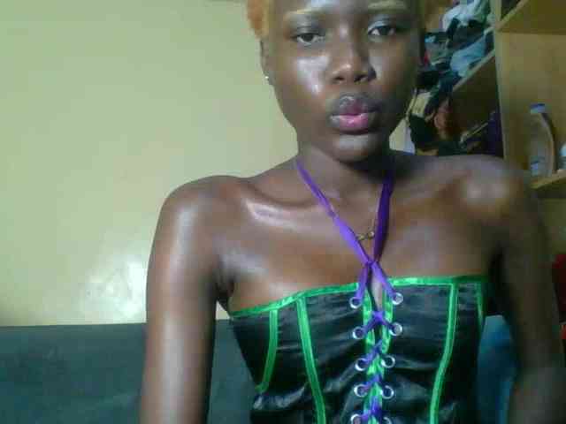 EbonyCandy webcam