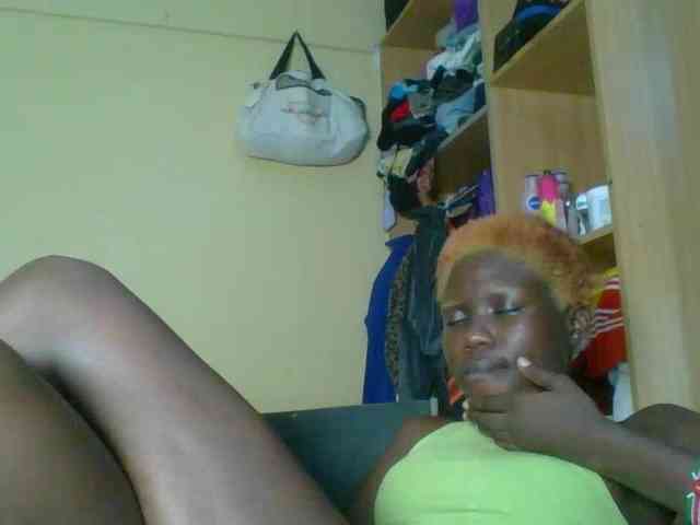 EbonyCandy webcam