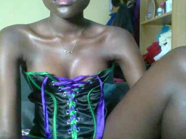 EbonyCandy webcam