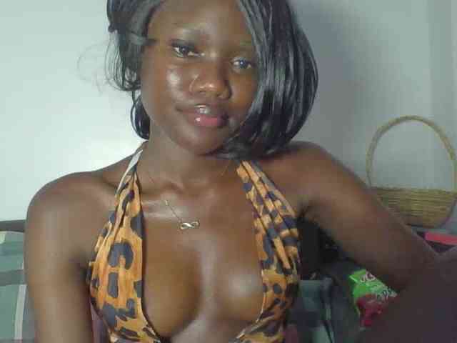 EbonyCandy webcam