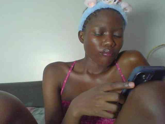 EbonyCandy Live Webcam on BongaCams