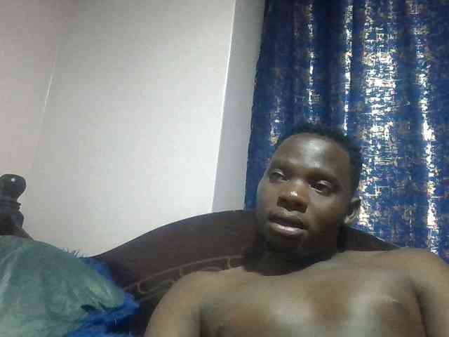 Spiceycouple Live Webcam on BongaCams