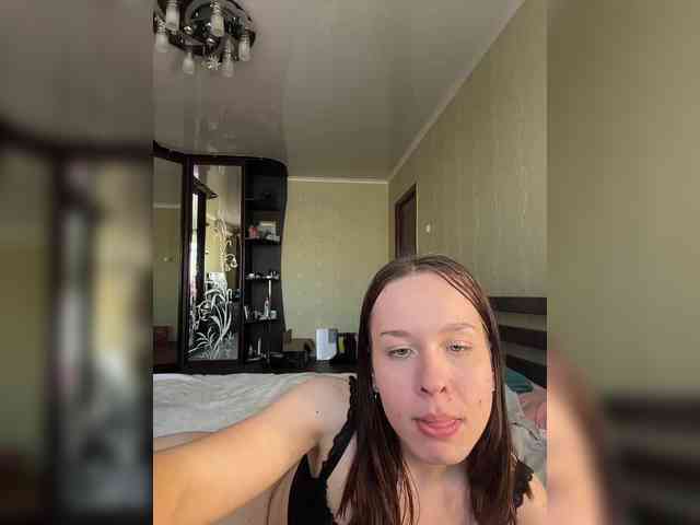 Show-girls Live Webcam on BongaCams