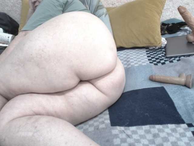 Ksenia-Cat444's BongaCams show and profile