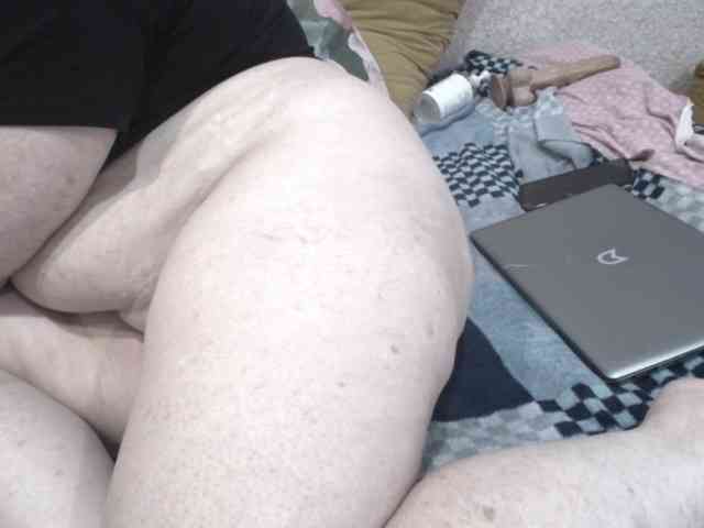 Ksenia-Cat444 webcam