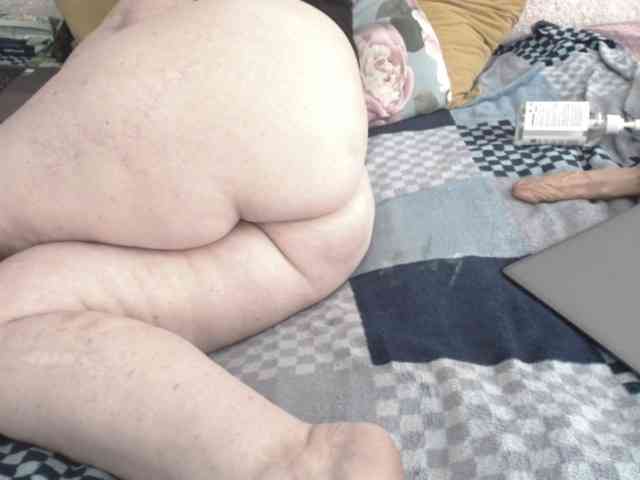 Ksenia-Cat444 webcam