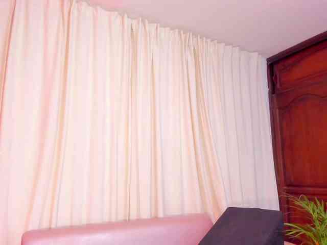 NalahThompson webcam