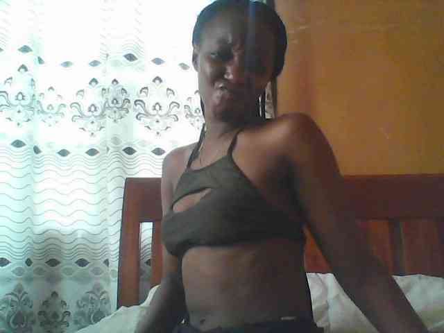 sexyyyebonyyy webcam