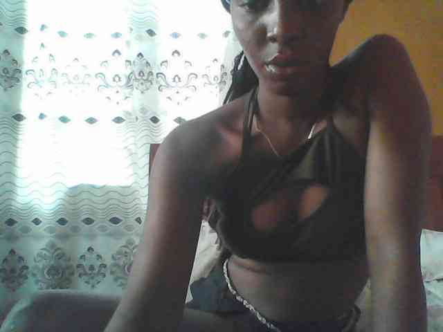 sexyyyebonyyy webcam