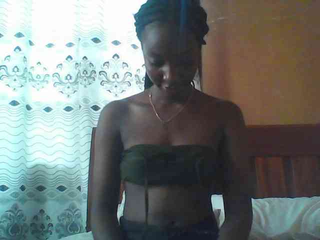 sexyyyebonyyy webcam