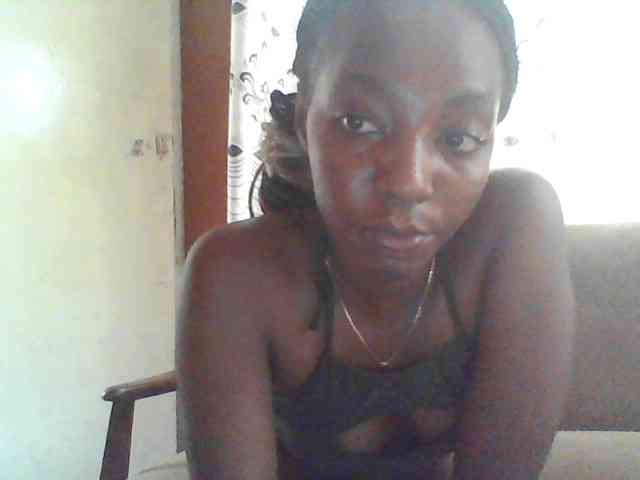 sexyyyebonyyy webcam