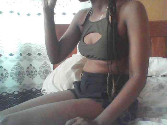 sexyyyebonyyy webcam