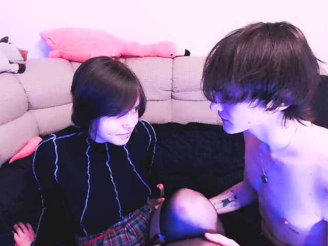 Detumesco's BongaCams show and profile