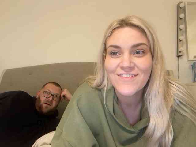MrandMrsD1 webcam