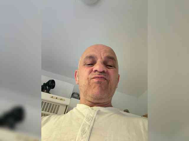 Gevork40 Live Webcam on BongaCams