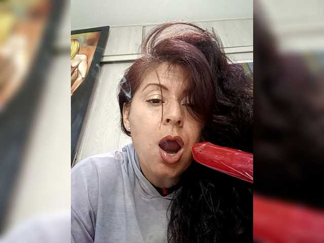 LINALUNERA1 Live Cam on BongaCams