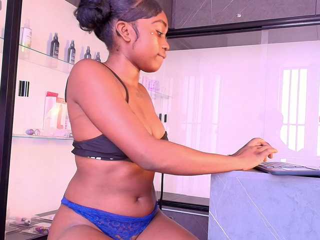 DominikYildren Live Cam on BongaCams