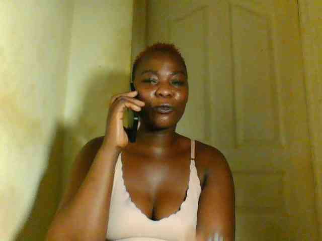 Val-Di Live Webcam on BongaCams