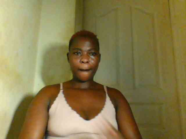 Val-Di Live Webcam on BongaCams