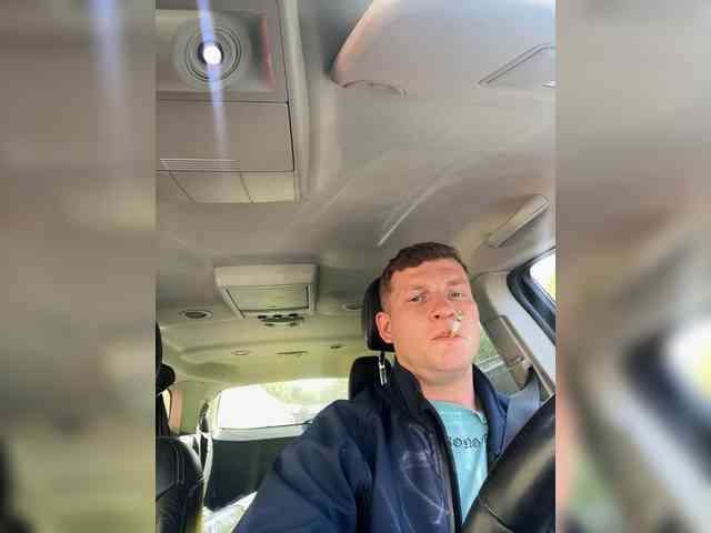 Pinedademar98 Live Webcam on BongaCams