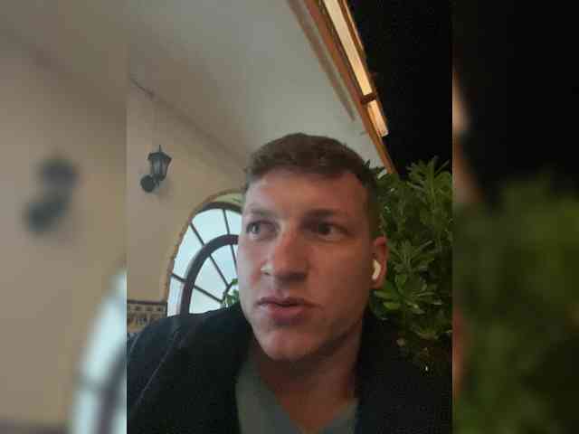 Pinedademar98 Live Webcam on BongaCams