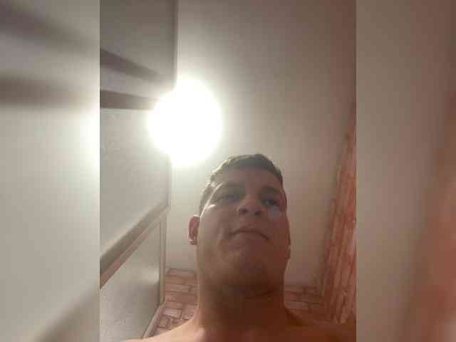 Pinedademar98 Live Webcam on BongaCams