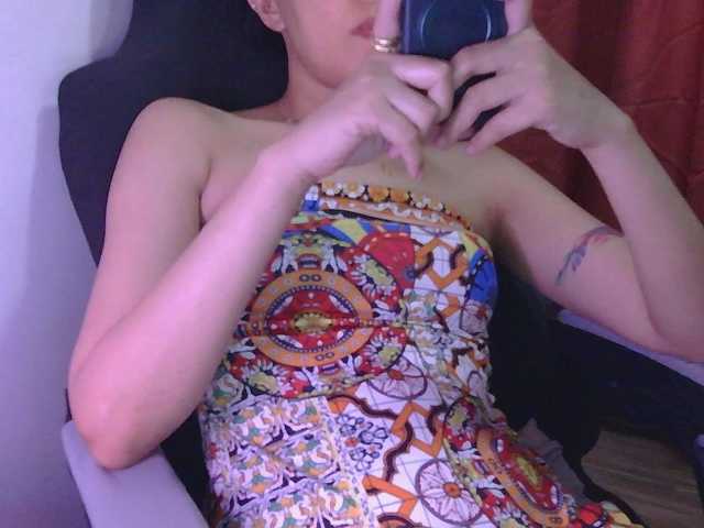 Anastasiaz's BongaCams show and profile