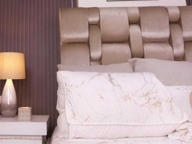 XXMILE's BongaCams show and profile