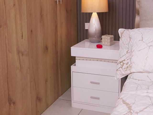 XXMILE's BongaCams show and profile