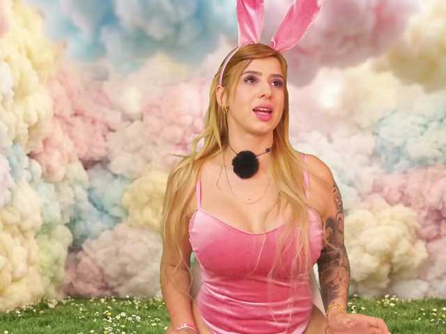 XXMILE's BongaCams show and profile