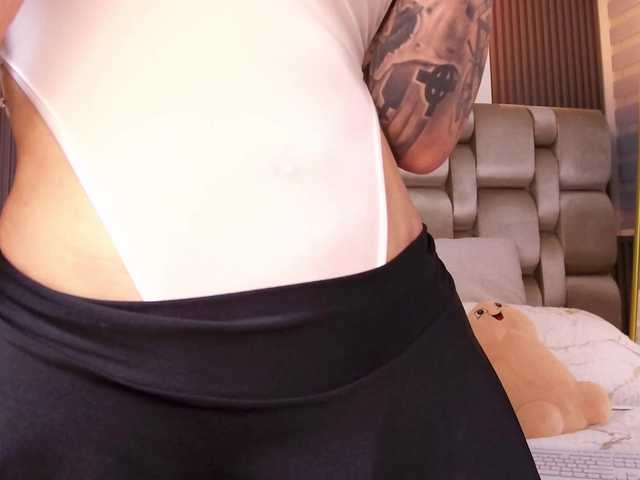 XXMILE's BongaCams show and profile