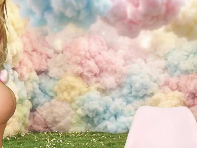 XXMILE's BongaCams show and profile