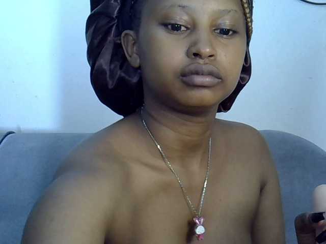 Cayvaal's BongaCams show and profile