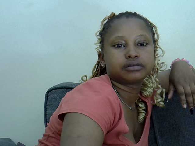 Cayvaal's BongaCams show and profile