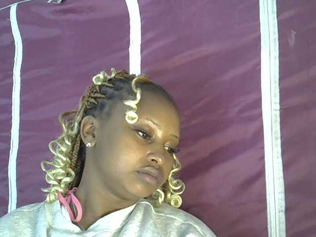 Cayvaal's BongaCams show and profile