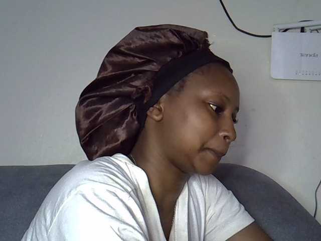 Cayvaal's BongaCams show and profile