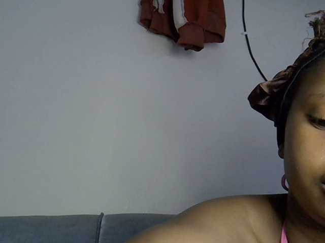 Cayvaal's BongaCams show and profile