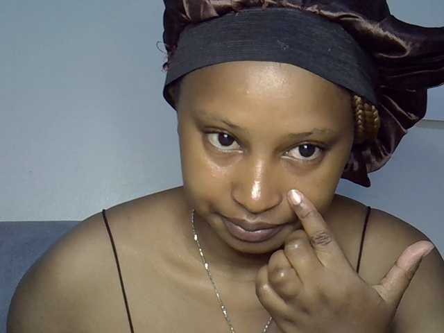 Cayvaal's BongaCams show and profile