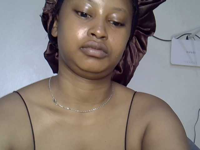 Cayvaal's BongaCams show and profile