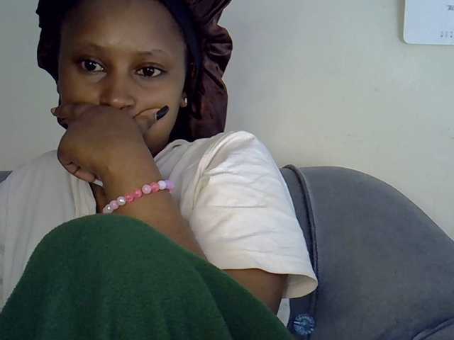 Cayvaal's BongaCams show and profile