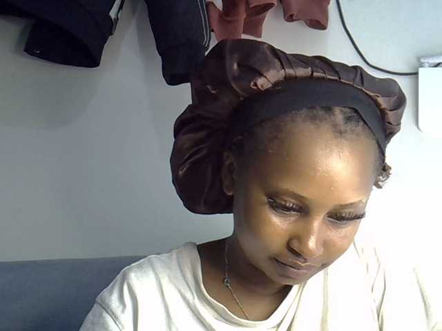 Cayvaal's BongaCams show and profile