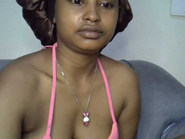 Cayvaal's BongaCams show and profile